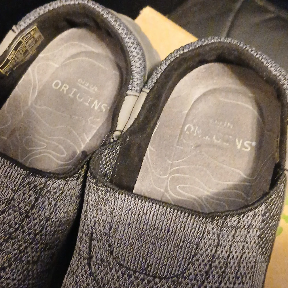 Earth Origins slip on shoes - Picture 3 of 5